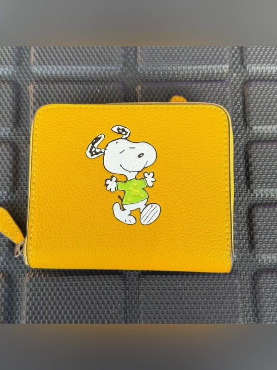 Coach Handbags - COACH x PEANUTS Small Zip Around Wallet Signature Snoopy CE869 NWOT